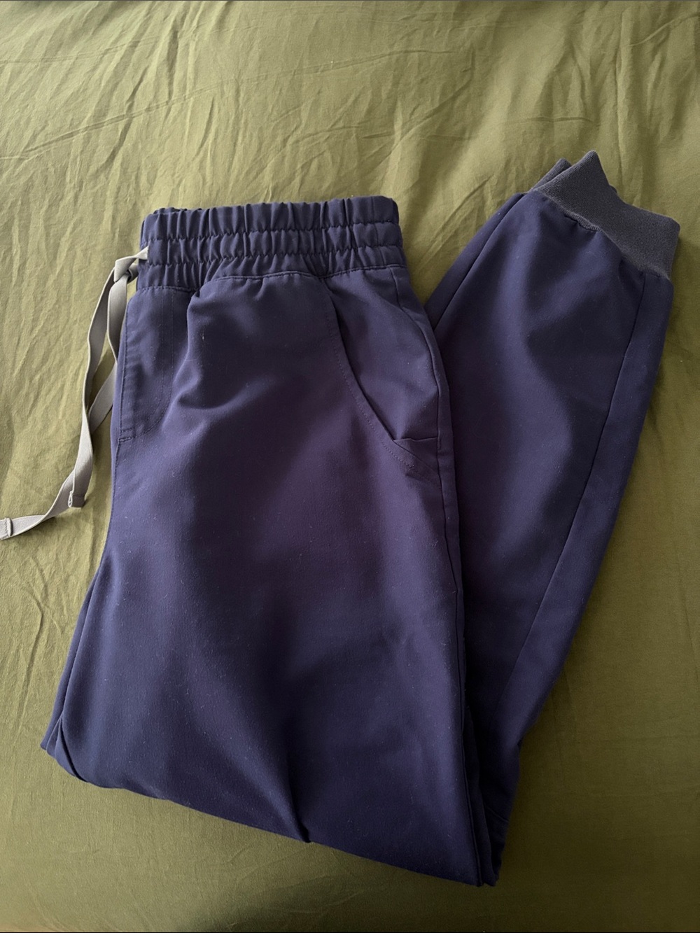 Women’s Figs Zamora Jogger